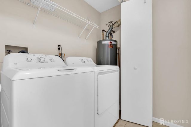 2101 Bayhead Drive, Parlin, NJ 08859