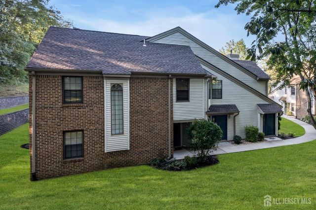 2101 Bayhead Drive, Parlin, NJ 08859