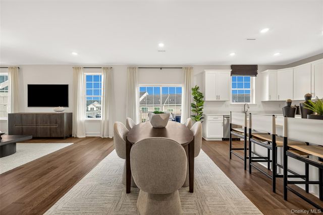 1 Aurora Terrace, Tuxedo Park, NY 10987