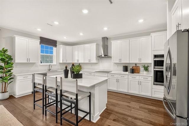 1 Aurora Terrace, Tuxedo Park, NY 10987
