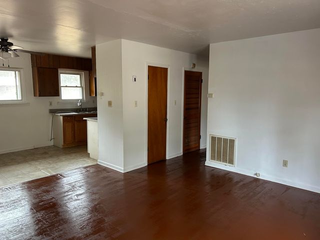 320 Hospital Drive, Washington, GA 30673