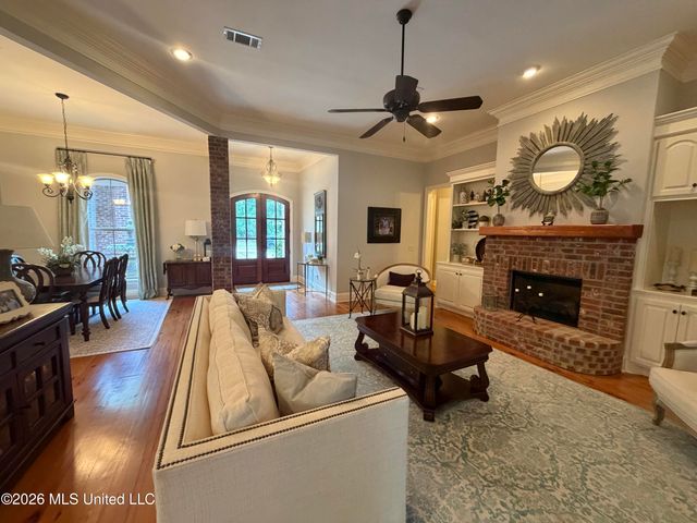 197 Cotton Wood Drive, Madison, MS 39110