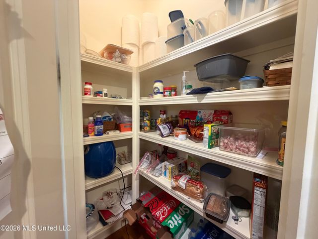 197 Cotton Wood Drive, Madison, MS 39110