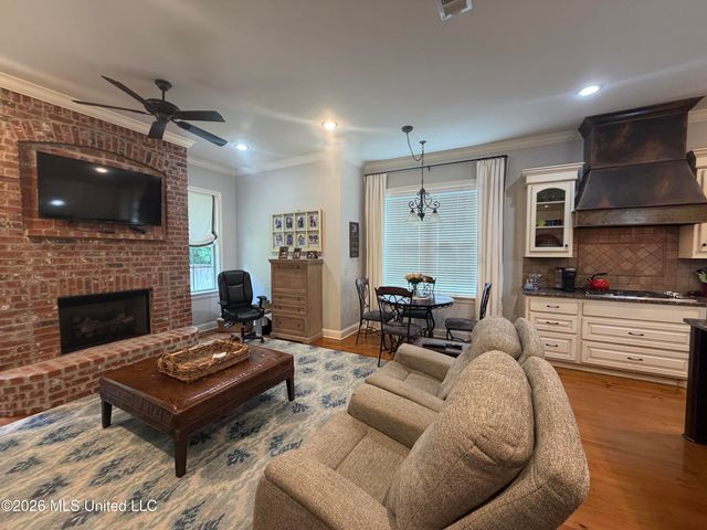 197 Cotton Wood Drive, Madison, MS 39110