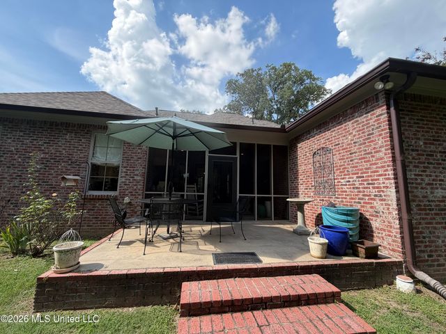197 Cotton Wood Drive, Madison, MS 39110