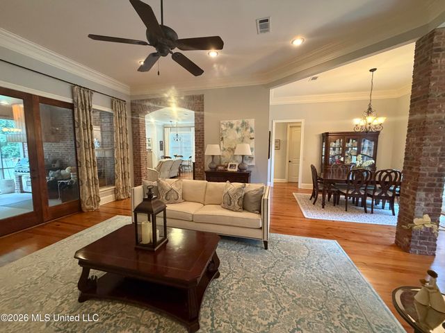 197 Cotton Wood Drive, Madison, MS 39110