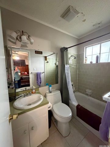 5014 BINZ ENGLEMAN RD, San Antonio, TX 78219