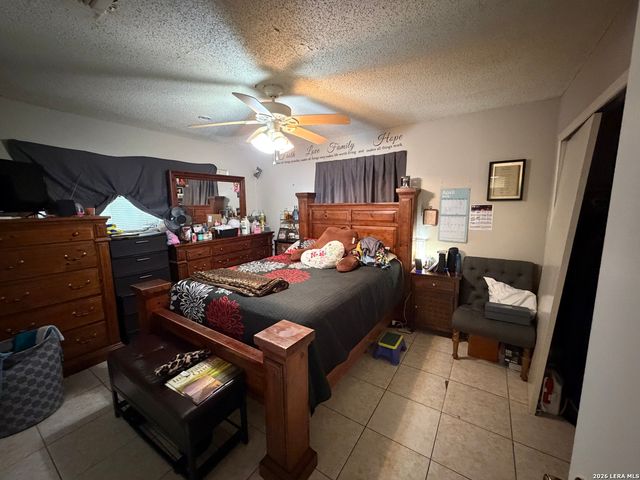 5014 BINZ ENGLEMAN RD, San Antonio, TX 78219