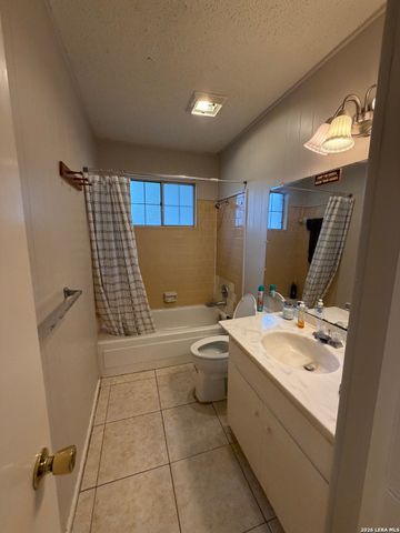 5014 BINZ ENGLEMAN RD, San Antonio, TX 78219