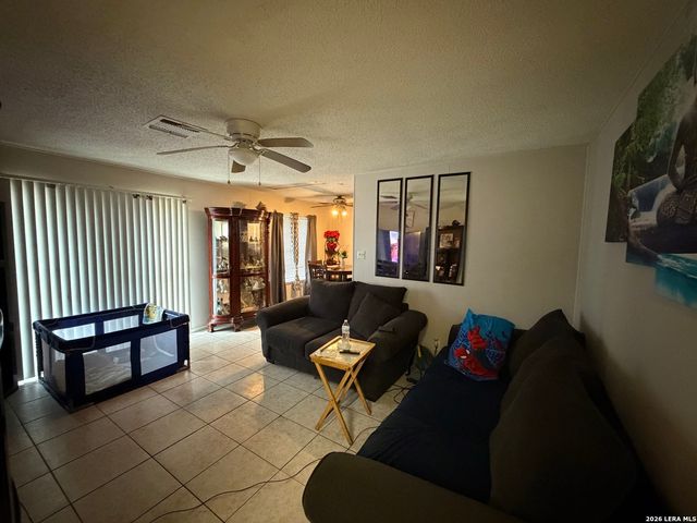 5014 BINZ ENGLEMAN RD, San Antonio, TX 78219