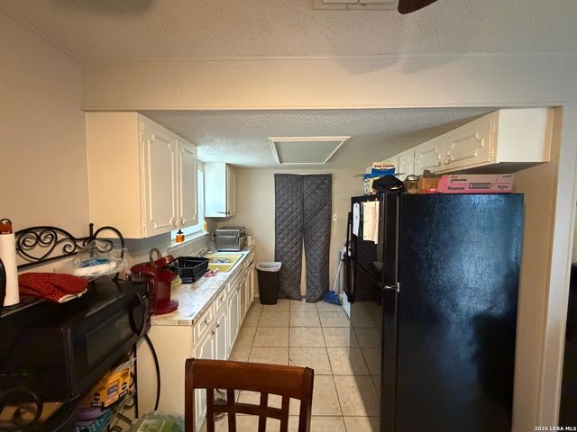 5014 BINZ ENGLEMAN RD, San Antonio, TX 78219