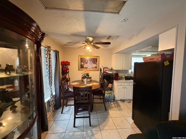 5014 BINZ ENGLEMAN RD, San Antonio, TX 78219