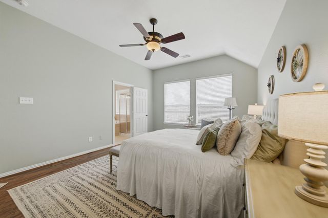 306 River Briar Lane, Richmond, TX 77406