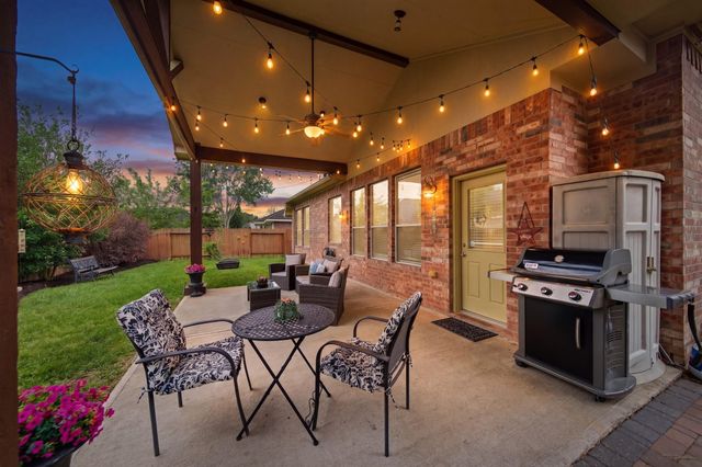 306 River Briar Lane, Richmond, TX 77406