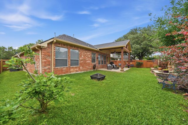 306 River Briar Lane, Richmond, TX 77406