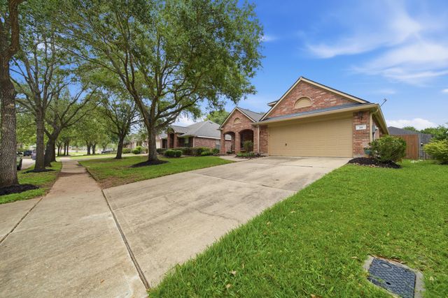 306 River Briar Lane, Richmond, TX 77406