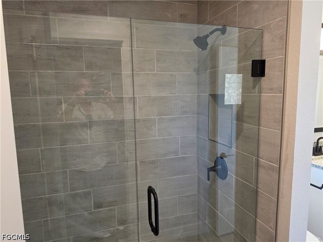 3731 NW 43rd PL, Cape Coral, FL 33993