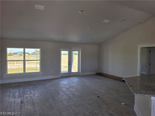 3731 NW 43rd PL, Cape Coral, FL 33993