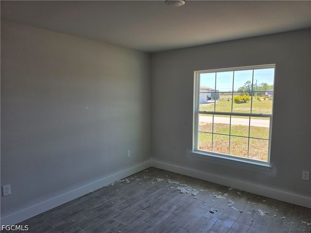 3731 NW 43rd PL, Cape Coral, FL 33993