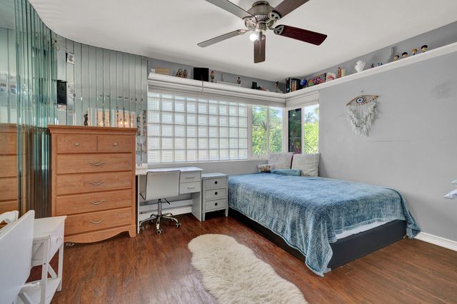 910 NE 23rd Court, Pompano Beach, FL 33064