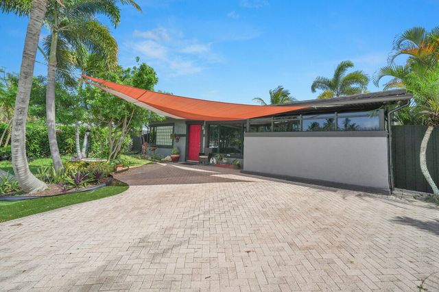 910 NE 23rd Court, Pompano Beach, FL 33064