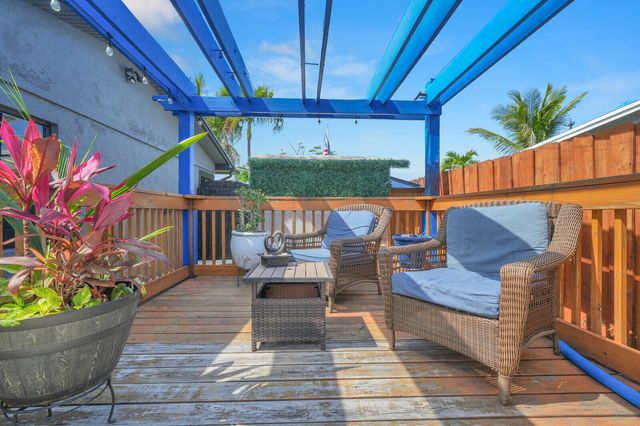 910 NE 23rd Court, Pompano Beach, FL 33064