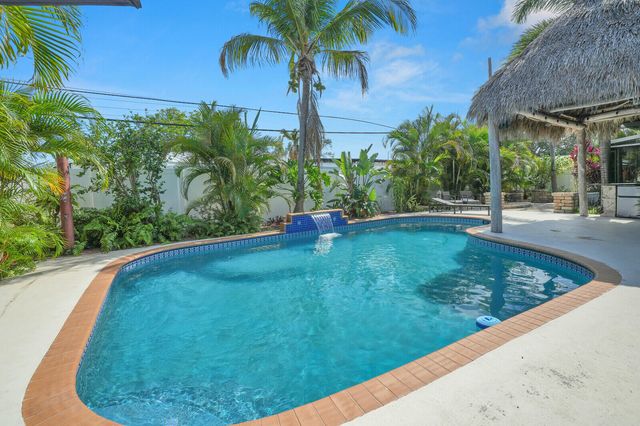 910 NE 23rd Court, Pompano Beach, FL 33064