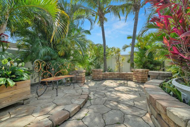 910 NE 23rd Court, Pompano Beach, FL 33064