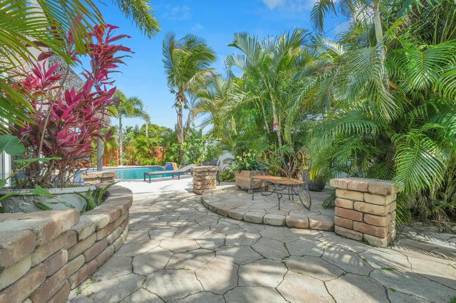 910 NE 23rd Court, Pompano Beach, FL 33064