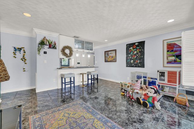 910 NE 23rd Court, Pompano Beach, FL 33064