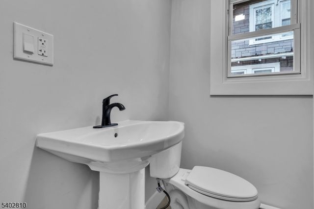 324 E Washington Ave, Washington Boro, NJ 07882