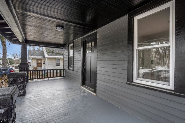 324 E Washington Ave, Washington Boro, NJ 07882