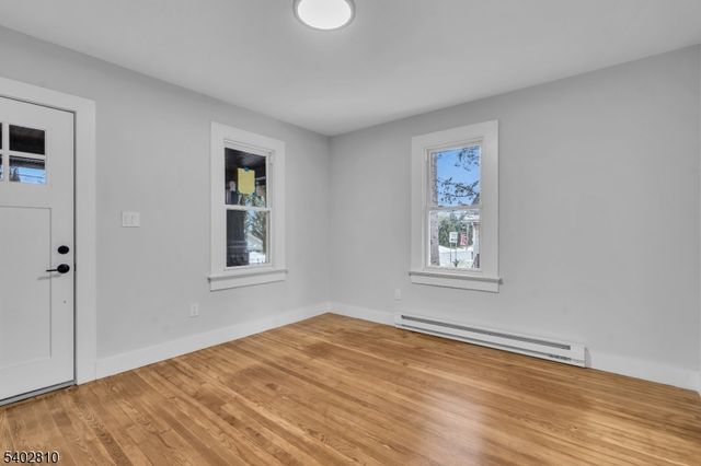 324 E Washington Ave, Washington Boro, NJ 07882