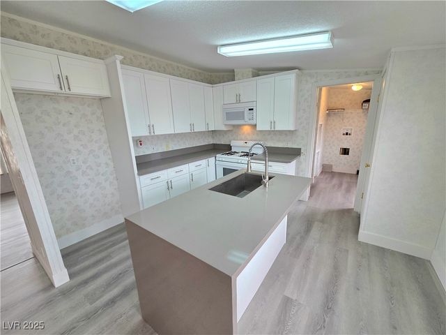 3290 West Medicine Man Road, Pahrump, NV 89048