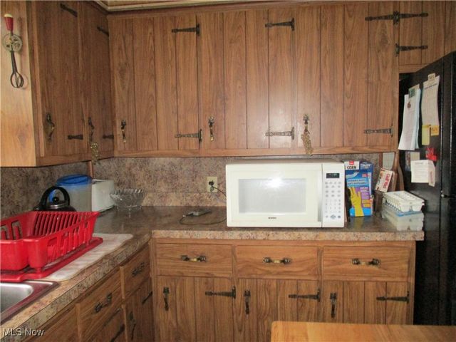 414 Parkview Drive, Girard, OH 44420