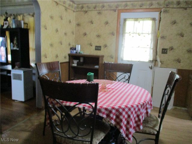 414 Parkview Drive, Girard, OH 44420