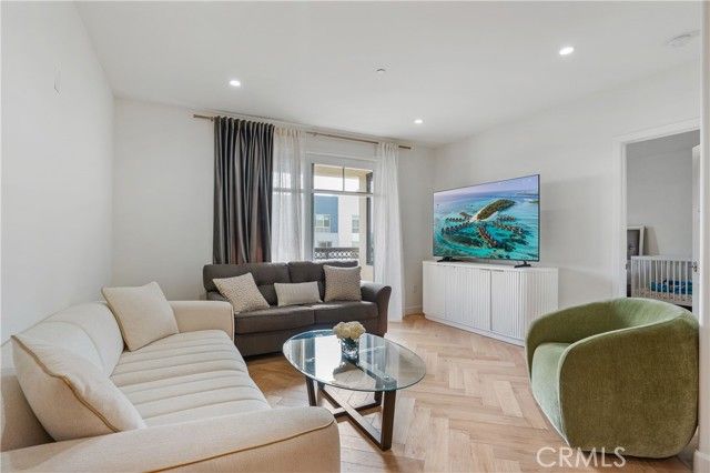 468 Caruso Avenue, Glendale, CA 91210