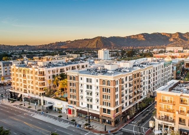 468 Caruso Avenue, Glendale, CA 91210