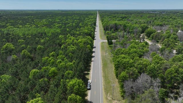 000 Apache Avenue, Nekoosa, WI 54457