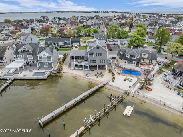 3306 Windsor Avenue, Toms River, NJ 08753