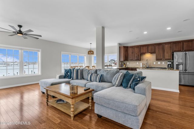 3306 Windsor Avenue, Toms River, NJ 08753