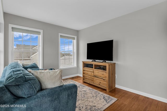 3306 Windsor Avenue, Toms River, NJ 08753