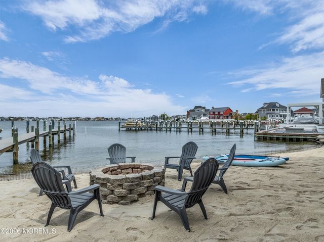 3306 Windsor Avenue, Toms River, NJ 08753