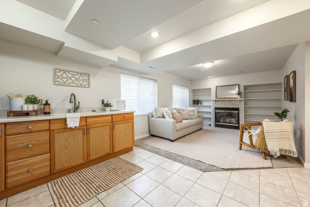 Image 30 of property listing at 1930 E ASPEN LEAF PL, Draper, UT 84020