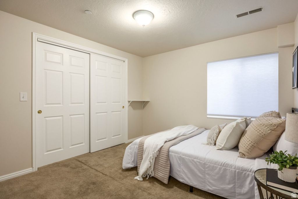 Image 36 of property listing at 1930 E ASPEN LEAF PL, Draper, UT 84020