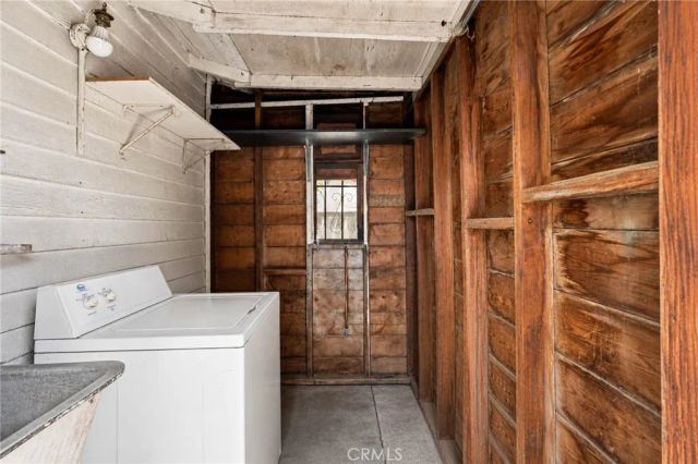 4630 E 52nd Place, Maywood, CA 90270