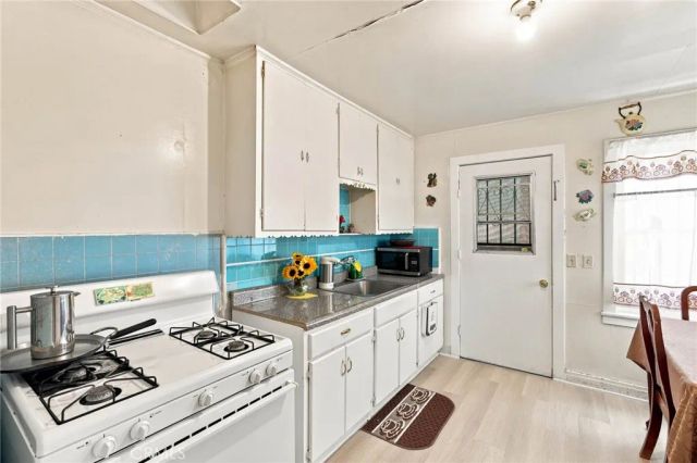 4630 E 52nd Place, Maywood, CA 90270