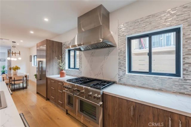 424 20th, Huntington Beach, CA 92648