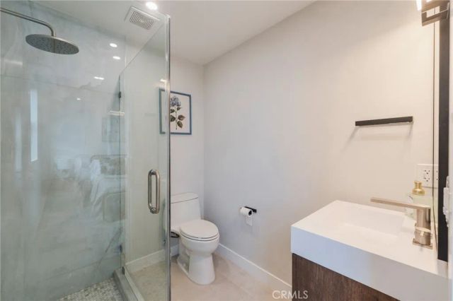 424 20th, Huntington Beach, CA 92648