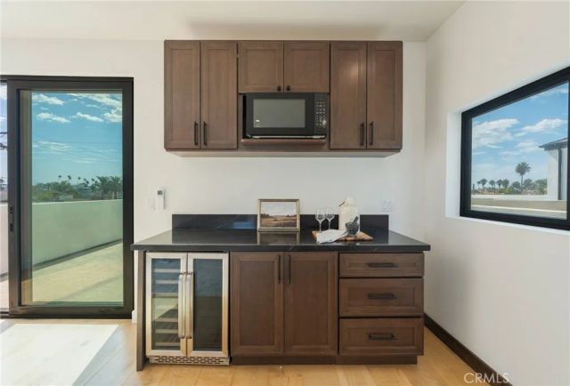 424 20th, Huntington Beach, CA 92648